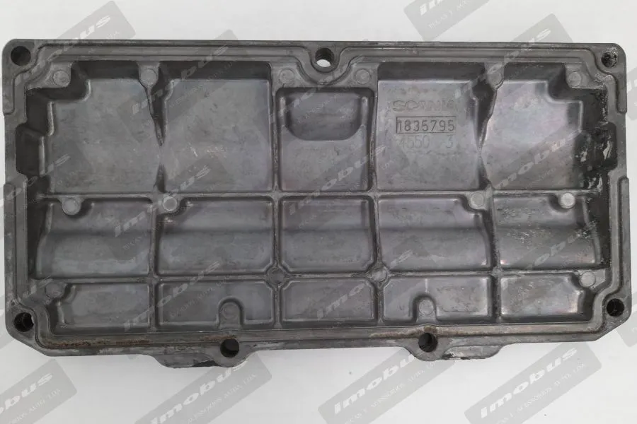 Scania – Tampa lateral do motor OEM1835795